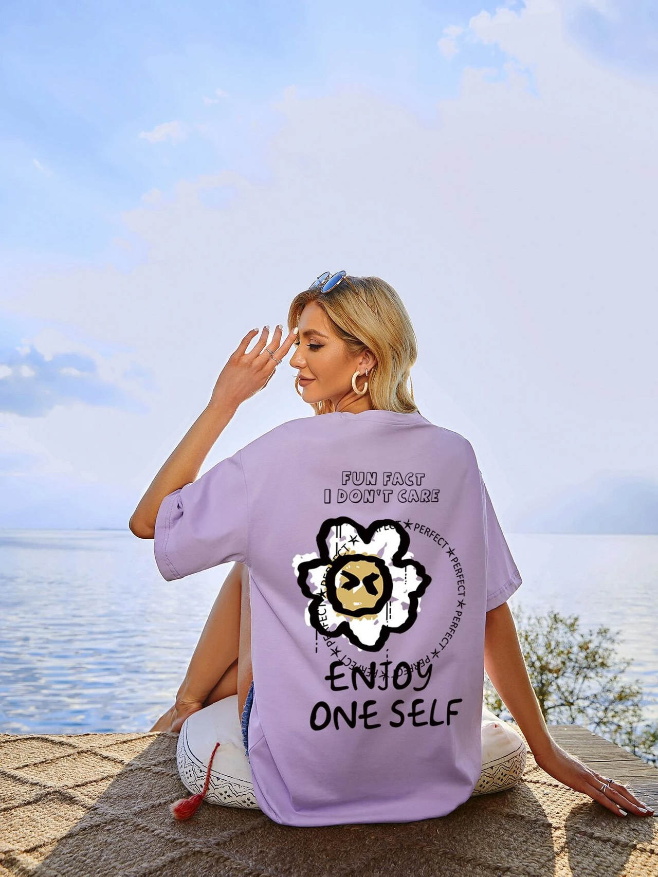 Enjoy oneself baggy T-shirts Lavender drop shoulder | Future is Female